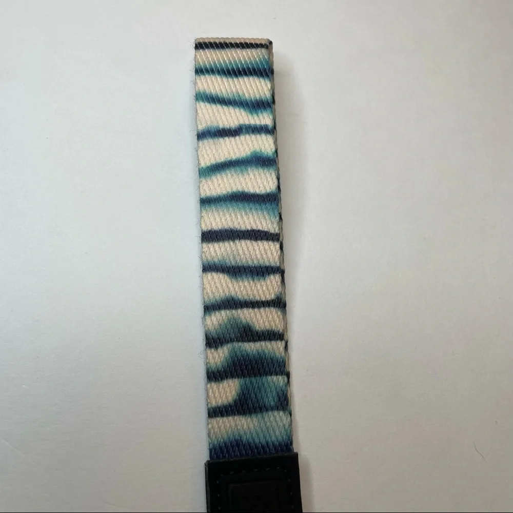 Thread Wallet Wrist Lanyard